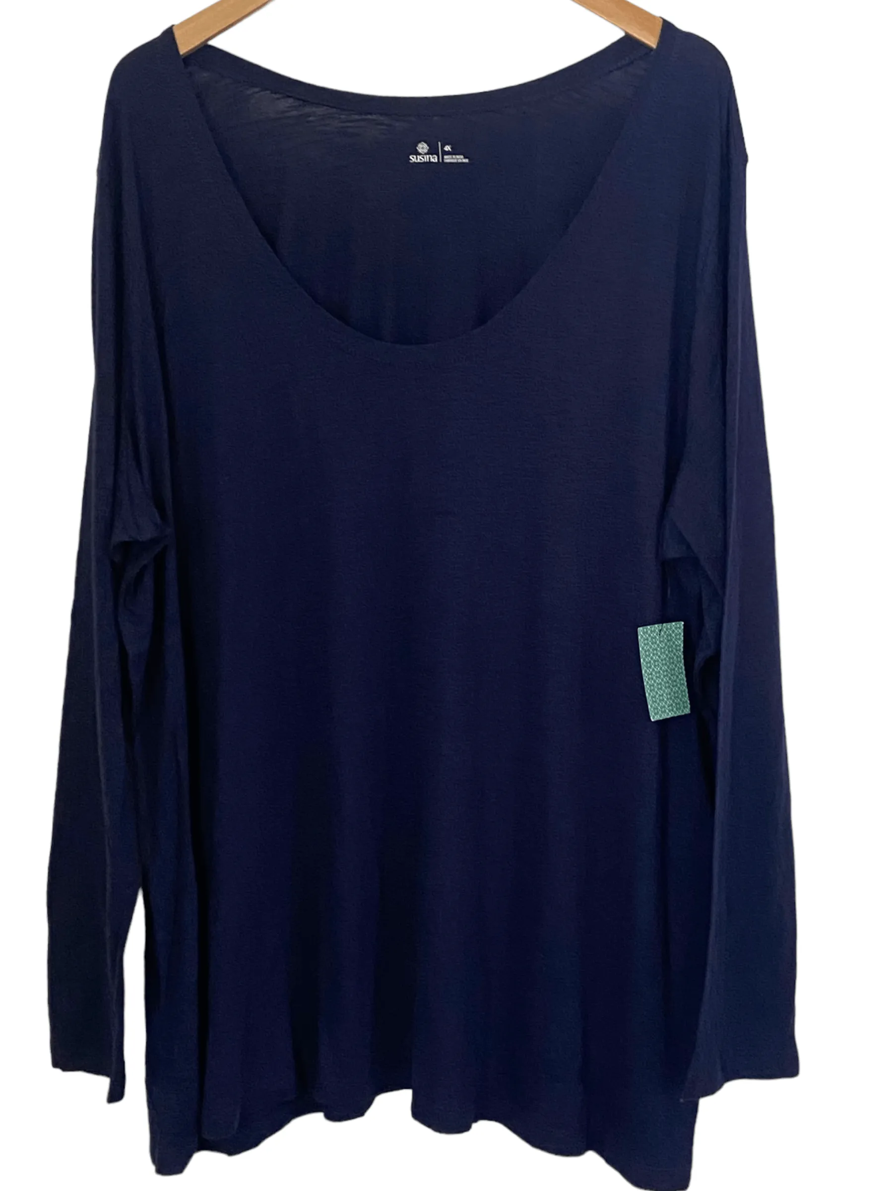 Dark Winter Midnight Scoop Neck Tee