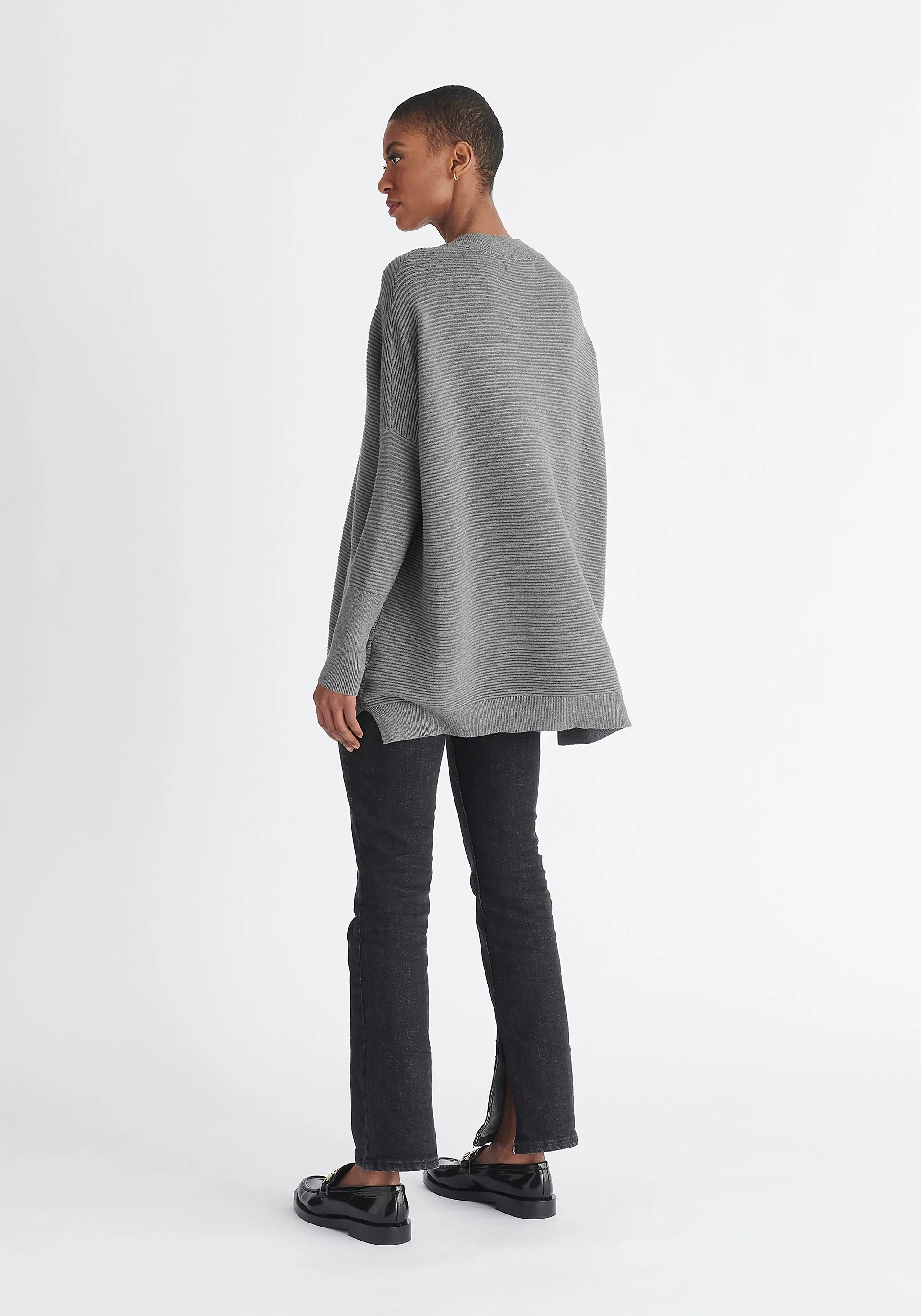 Paisie V-Neck Ribbed Jumper