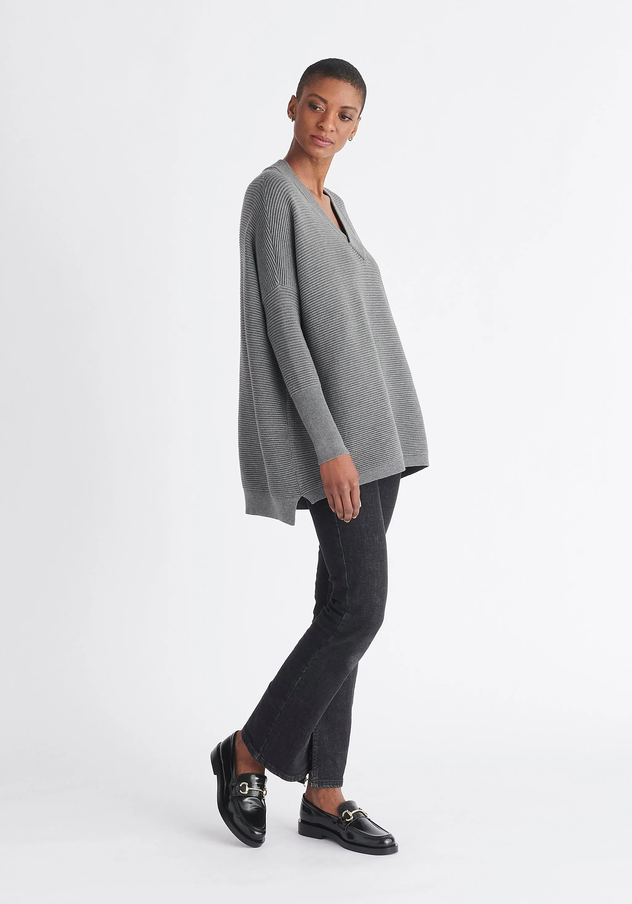Paisie V-Neck Ribbed Jumper