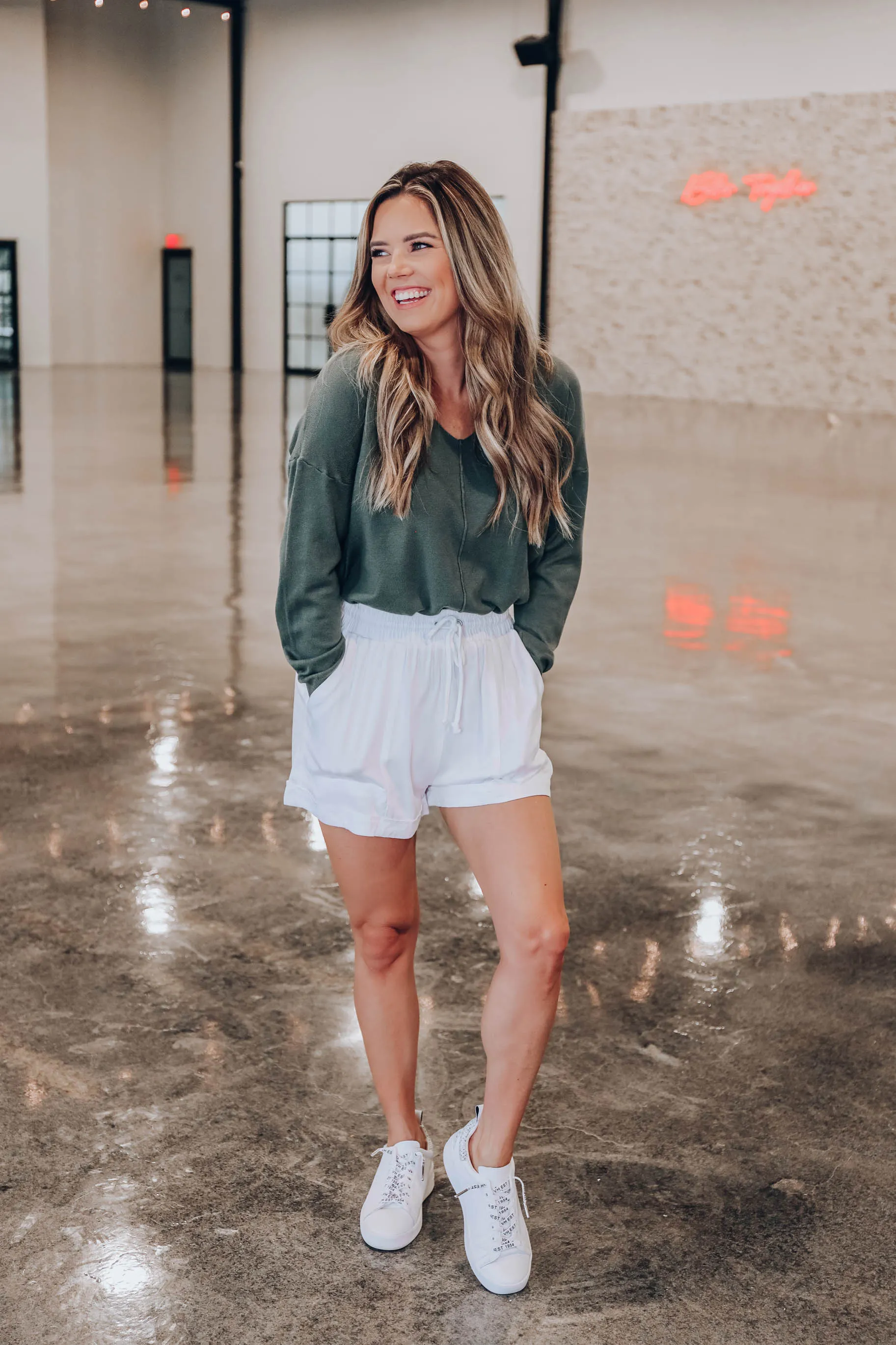 Santana V-Neck Sweater - Olive