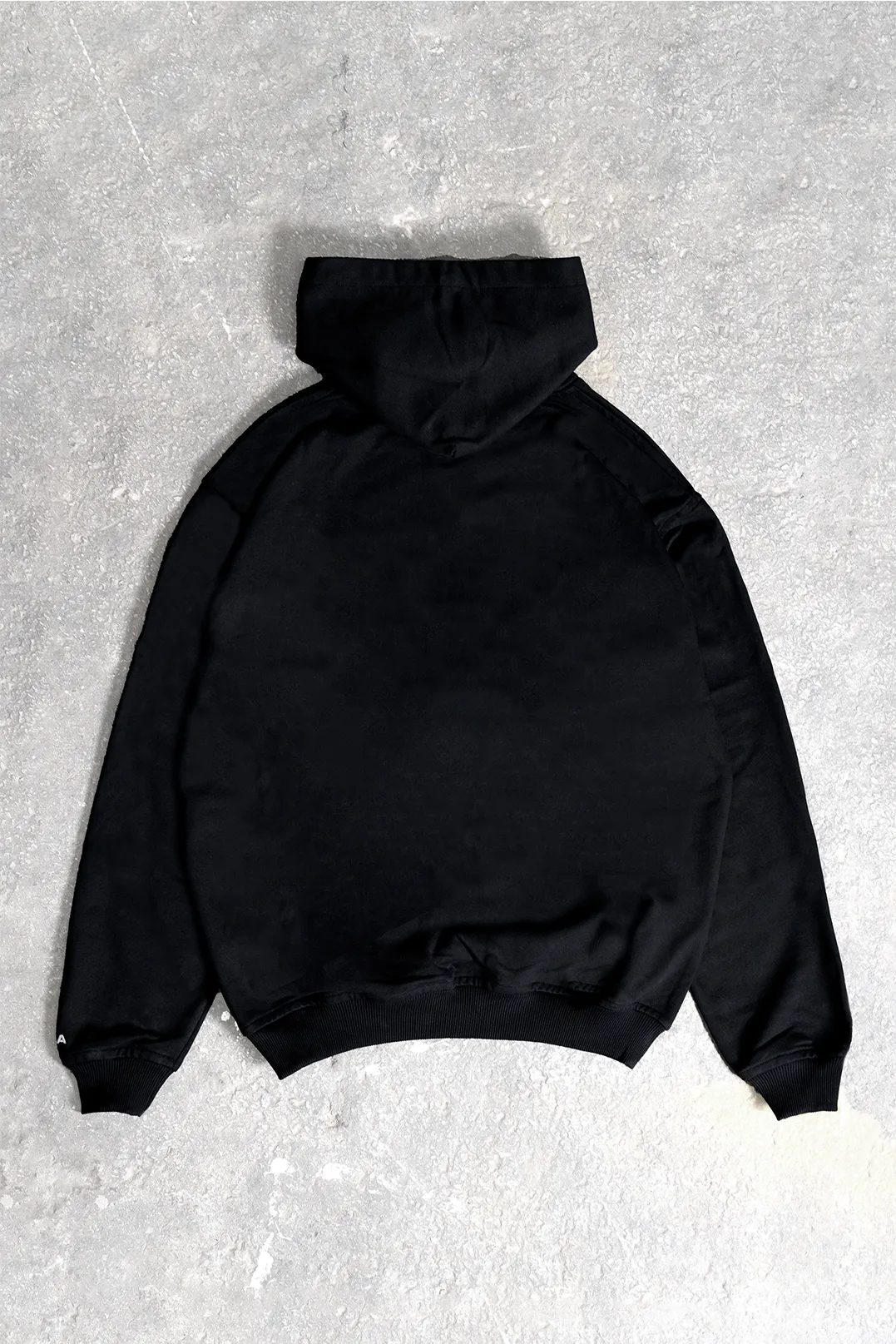 %SPACE BLACK SNAP BUTTON HOODIE%